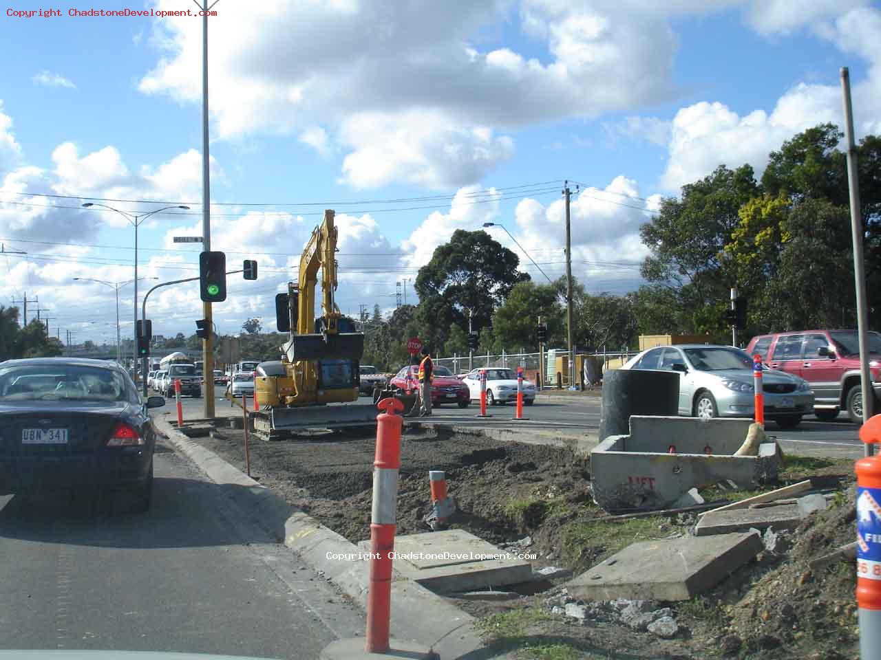 Closeup of median strip, right lane - Chadstone Development Discussions