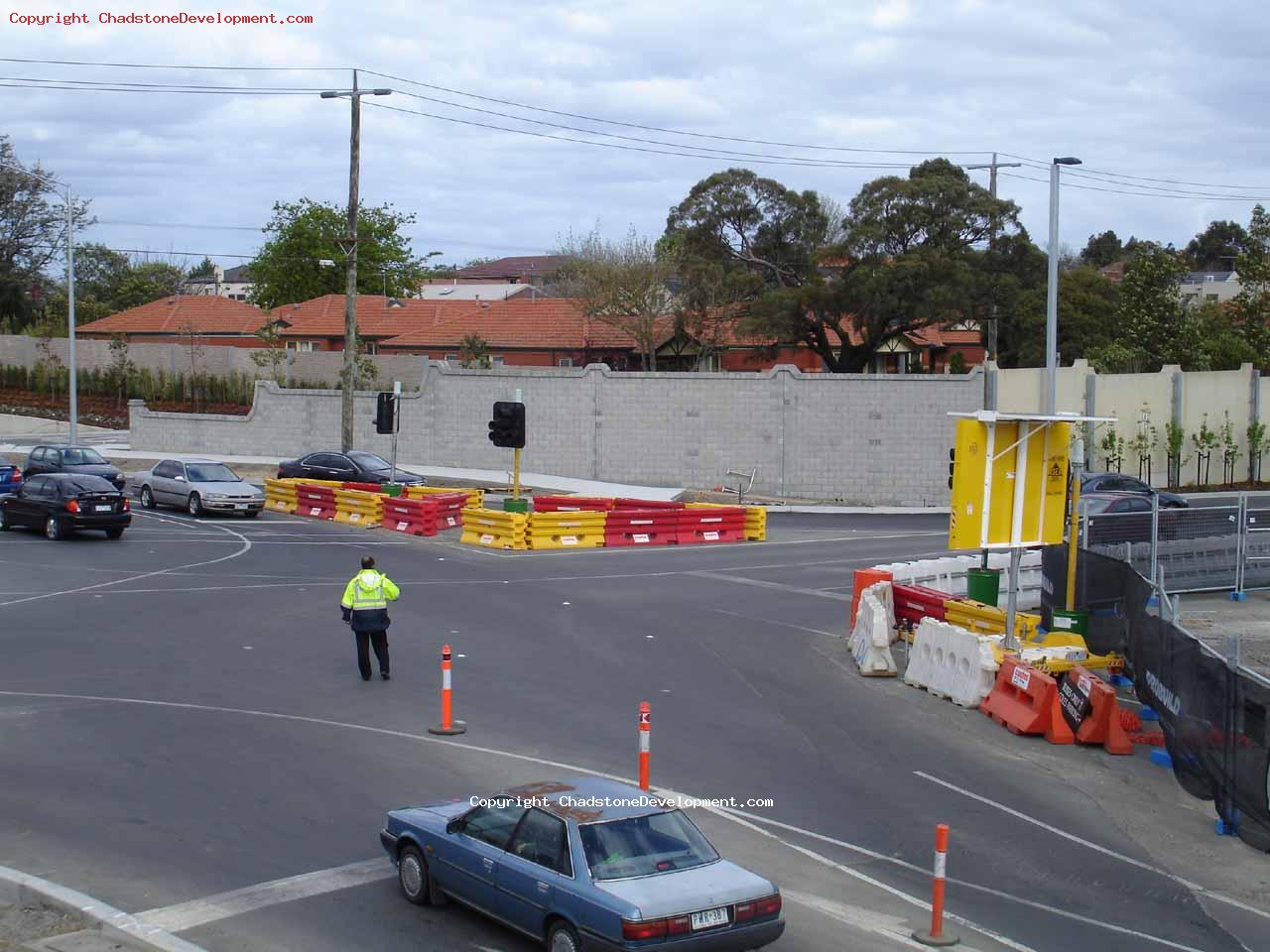 Traffic controller at intersection, allowing only buses to enter - Chadstone Development Discussions