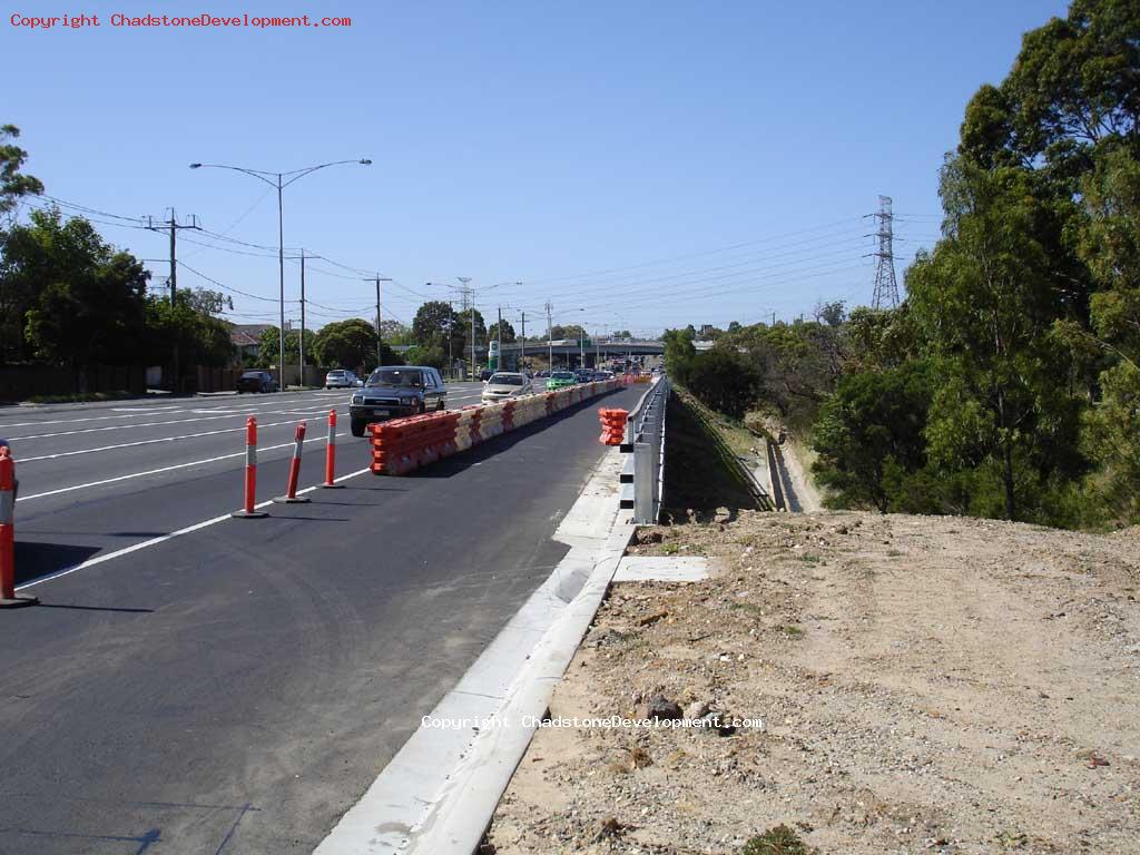 Unopened lane on Warrigal Road leading to traffic congestion - Chadstone Development Discussions